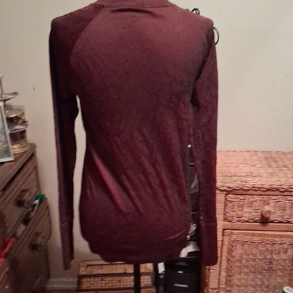 Lululemon Athletica Women's Burgundy Floral Print Top Size Small/medium - Picture 7 of 10